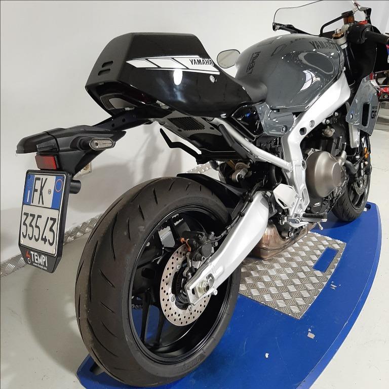 YAMAHA XSR 900 GP Abs