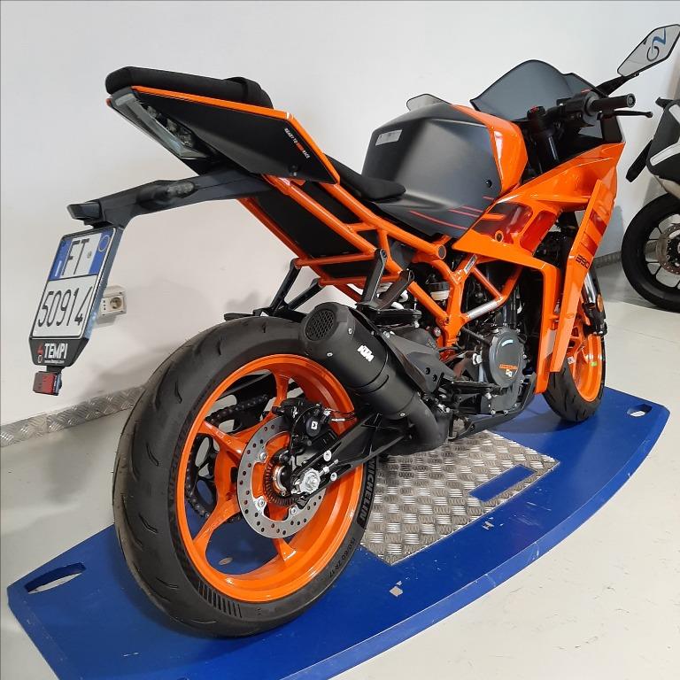 KTM 390 RC Abs