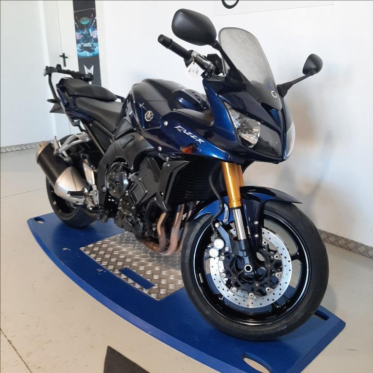 YAMAHA FZ1 1000 Fazer 