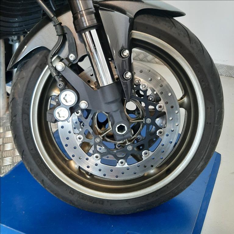 YAMAHA FZ1 1000 Fazer 