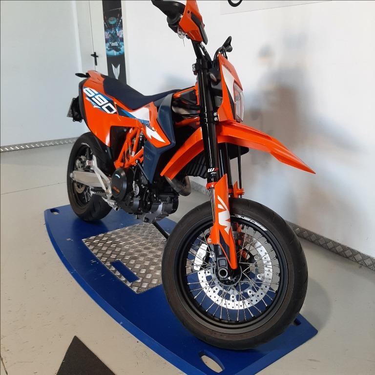KTM 690 SMC -R
