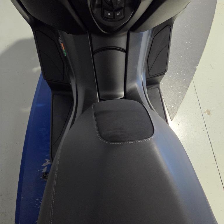 YAMAHA X-Max 300 Abs