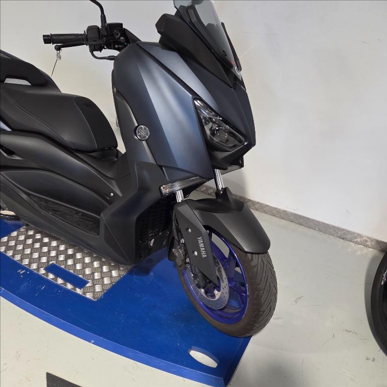 YAMAHA X-Max 300 Abs