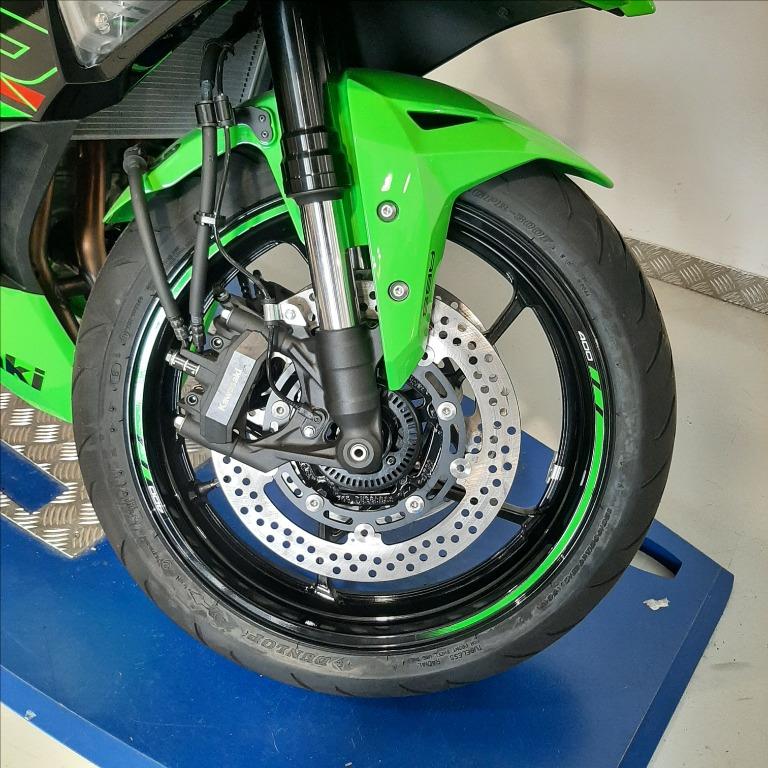 KAWASAKI Ninja ZX-4RR Abs