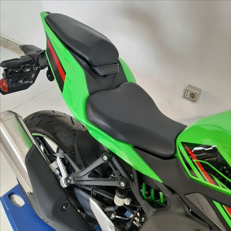 KAWASAKI Ninja ZX-4RR Abs