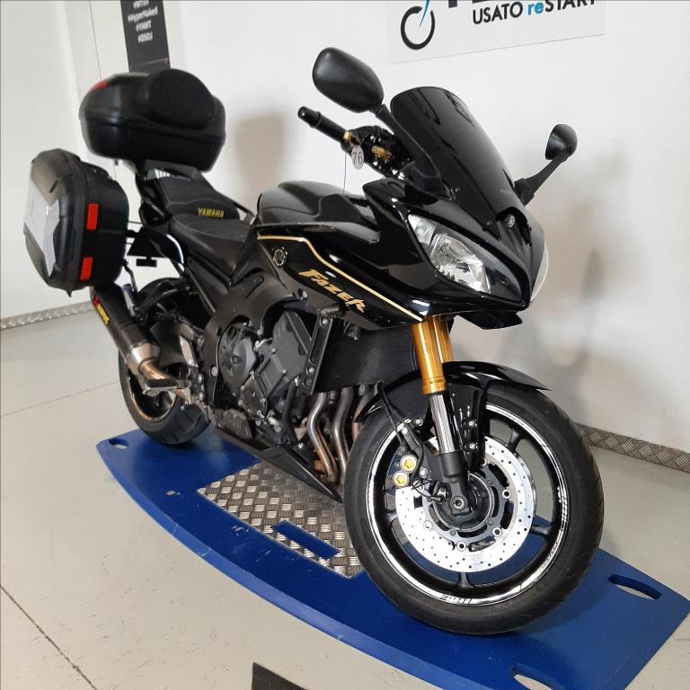YAMAHA FZ8 780 Abs