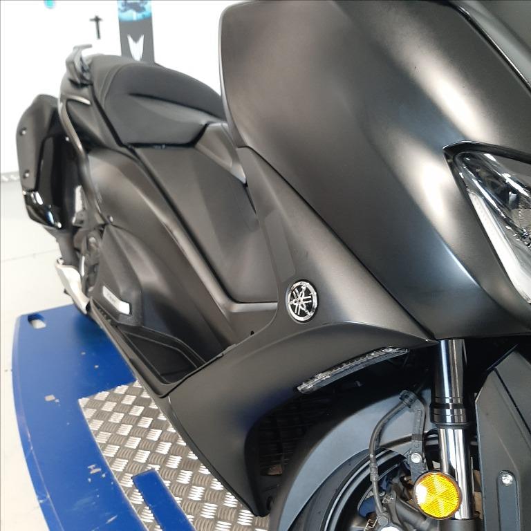 YAMAHA T-Max 560 Abs