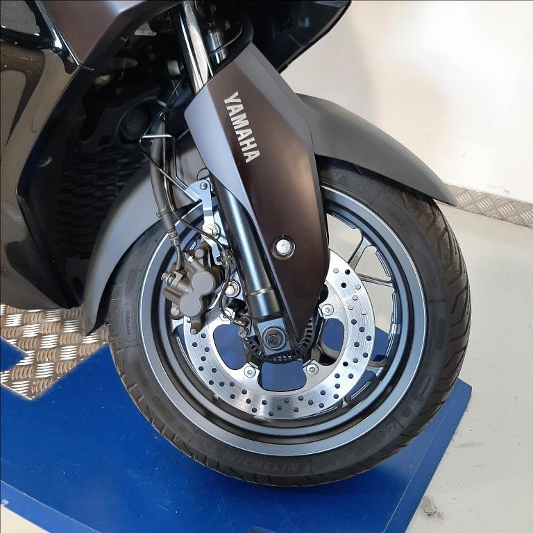 YAMAHA X-Max 300 Tech Max Abs