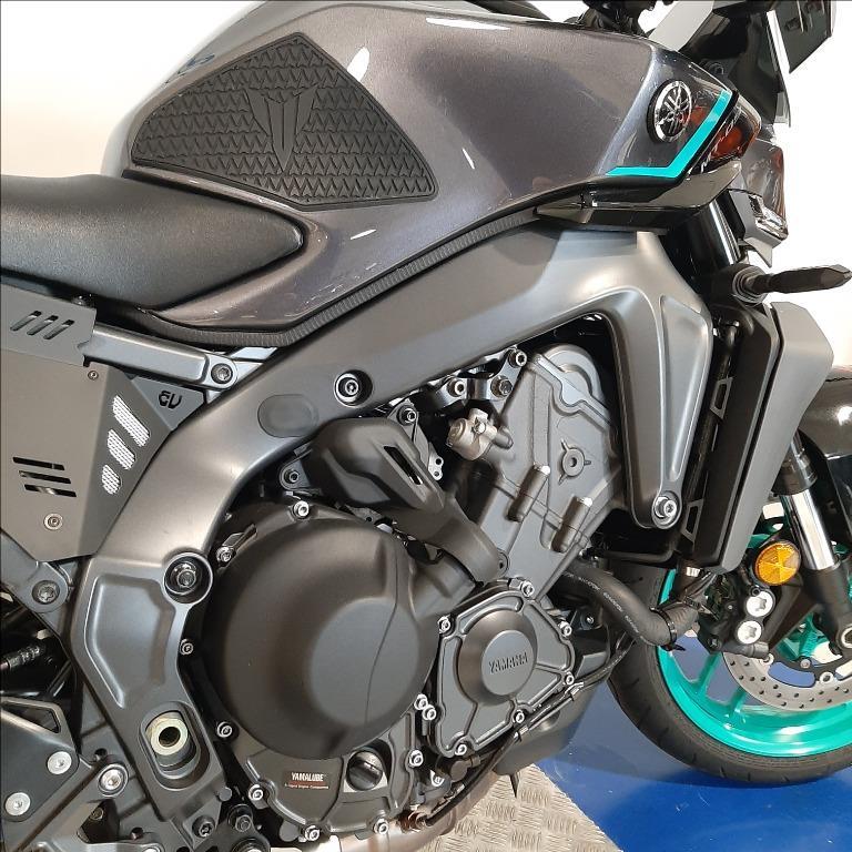 YAMAHA MT-09 890 Y AMT Abs