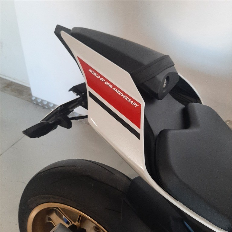 YAMAHA YZF R1 1000 60th Anniversary Abs