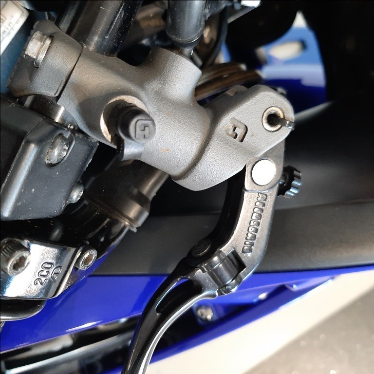 YAMAHA YZF R6 600 R