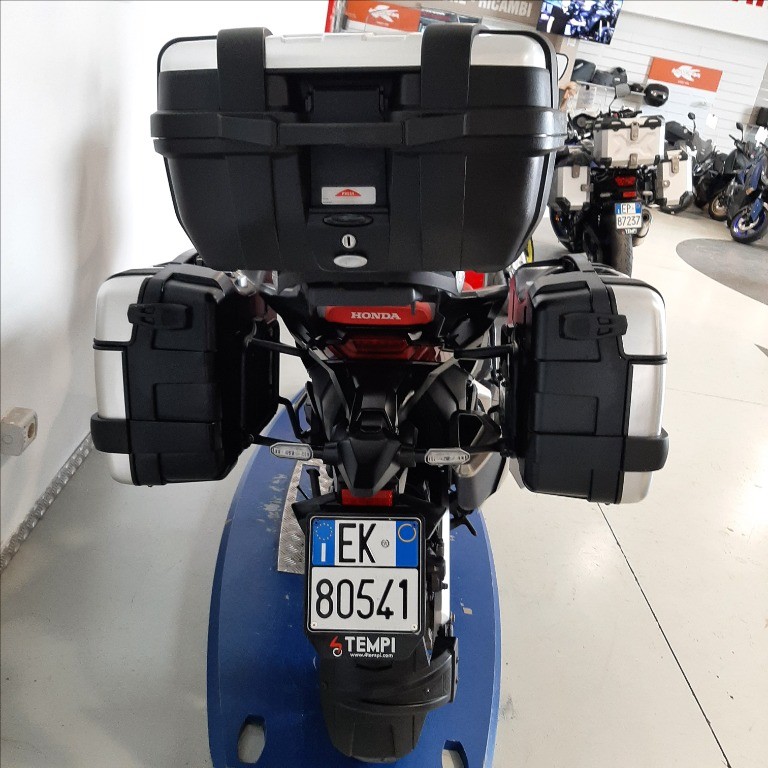 HONDA X-ADV 750 DCT Abs