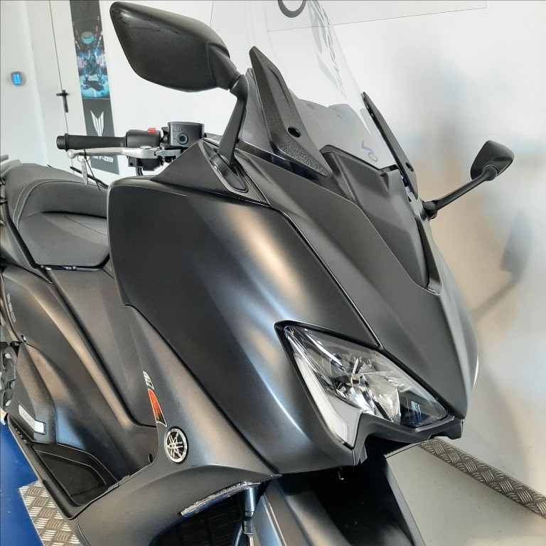YAMAHA T-Max 560 Abs