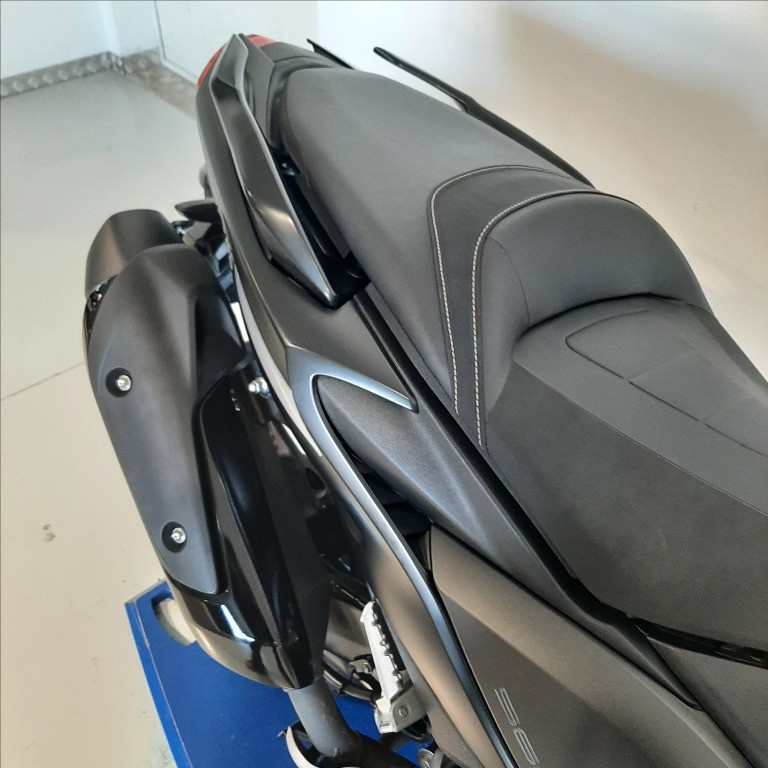 YAMAHA T-Max 560 Abs